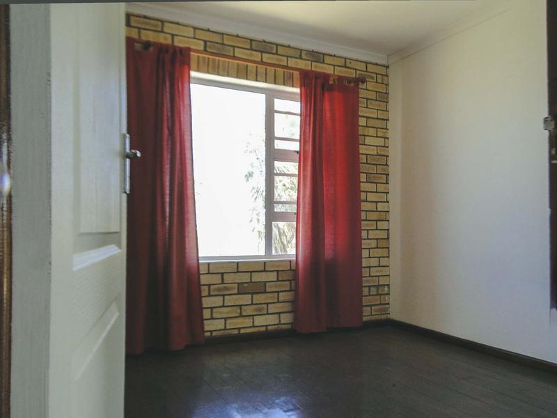 3 Bedroom Property for Sale in Britannia Bay Western Cape